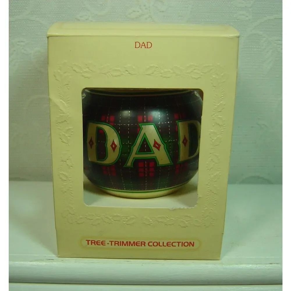 VINTAGE HALLMARK GLASS BALL ORNAMENT-